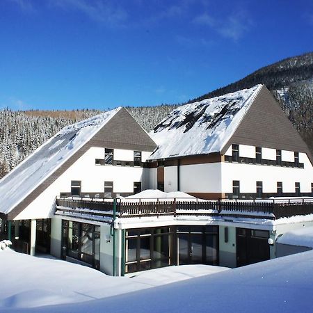 Junges Hotel Аннаберг Экстерьер фото